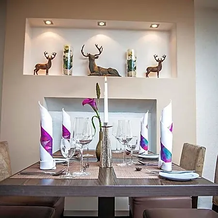 Restaurant Waldesruh Szálloda 3*