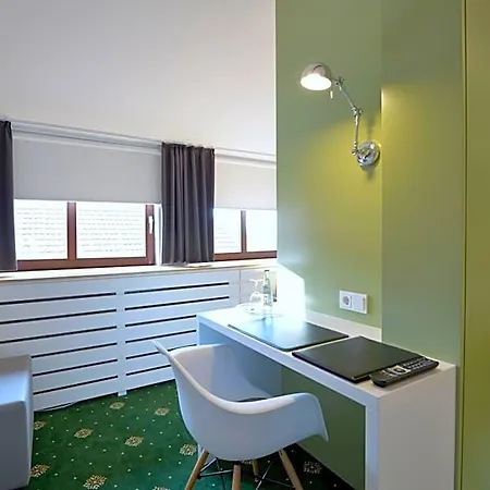 Restaurant Waldesruh Szálloda 3*