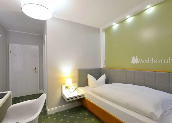 Restaurant Waldesruh 호텔 3*