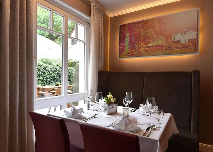 Restaurant Waldesruh 호텔 3*